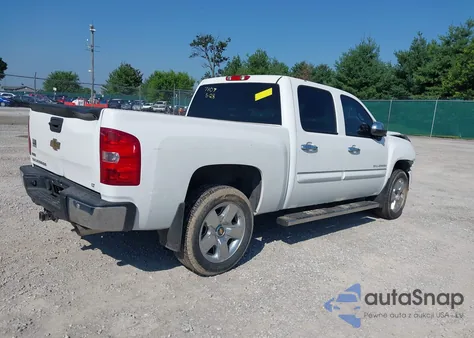 2011 Chevrolet Silverado 1500 Lt from USA, damaged, VIN 3GCPCSE09BG387107